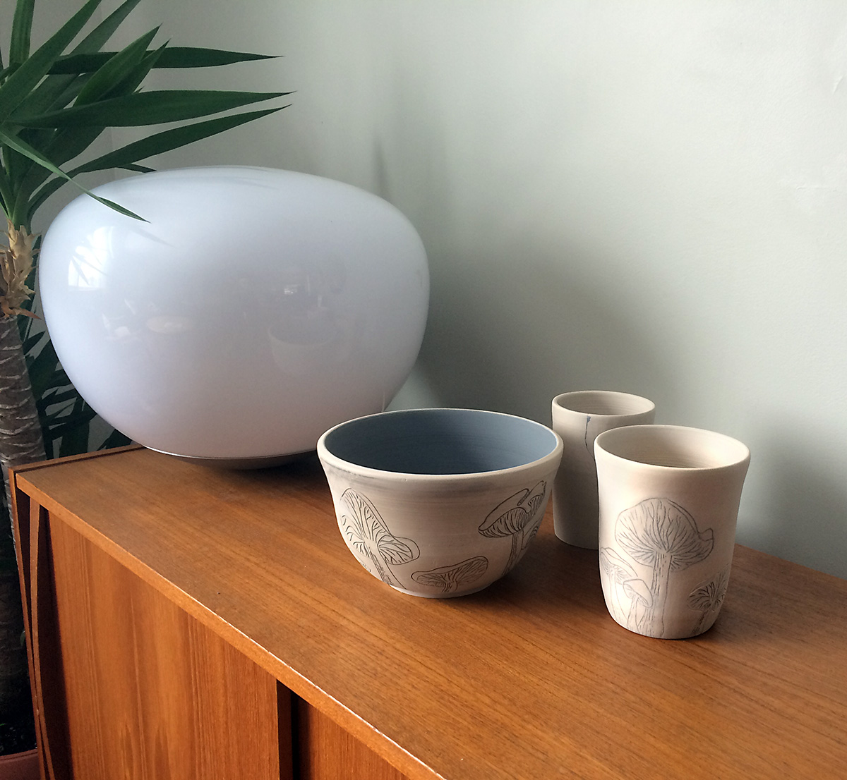 La Datcha: Mushrooms carved in clay