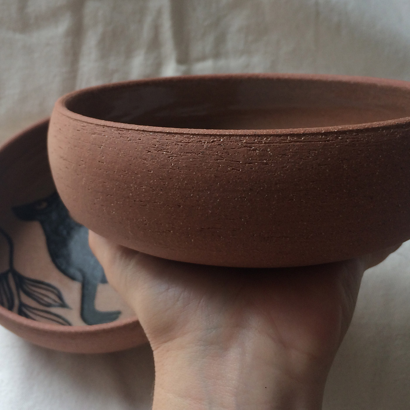 White hare bowl - Image 3