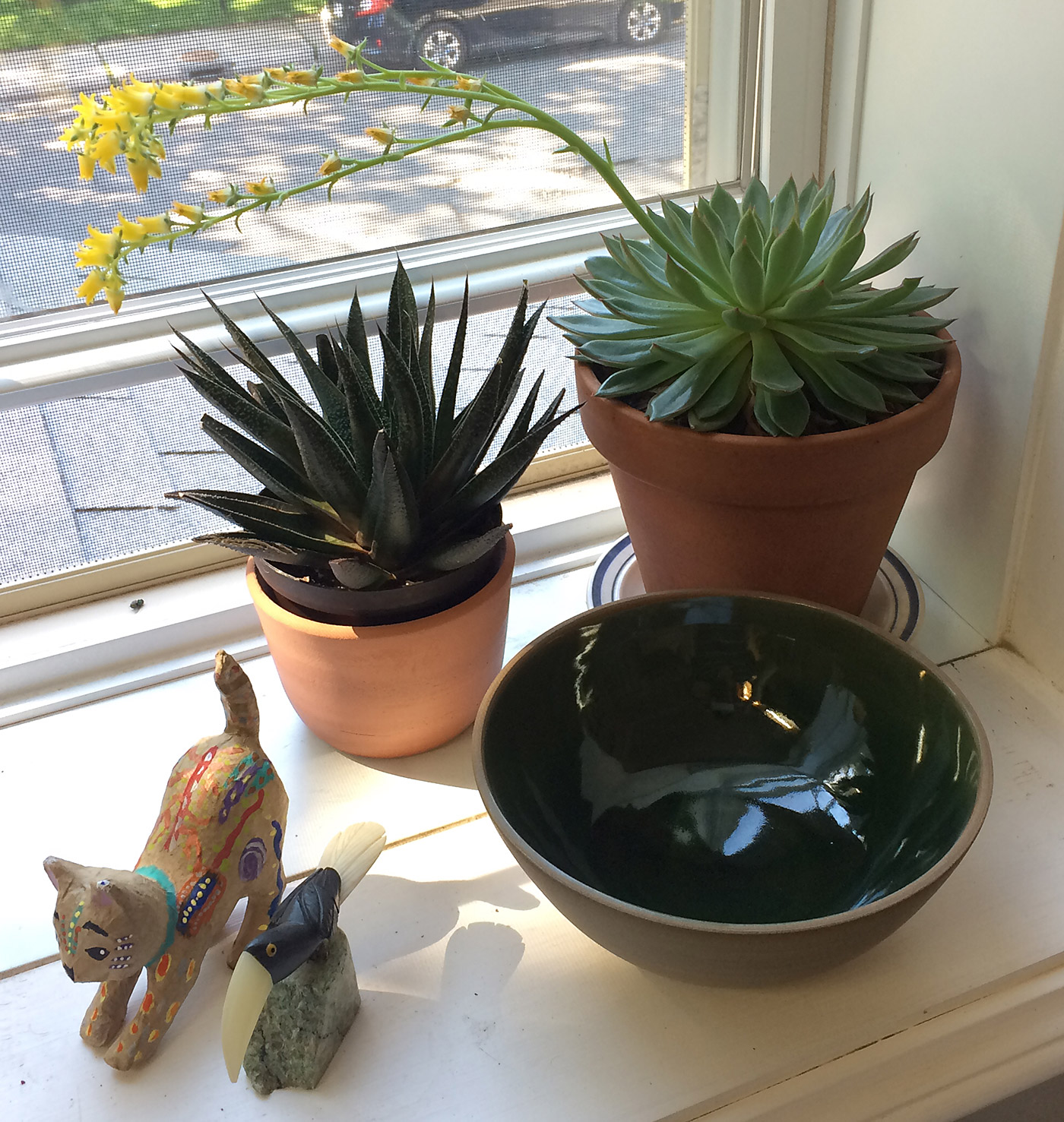 Green bowl, by La Datcha