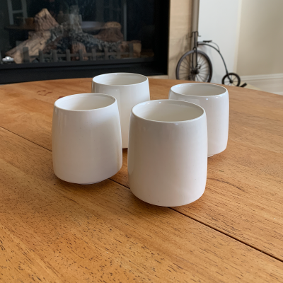 Gobelets tout blancs