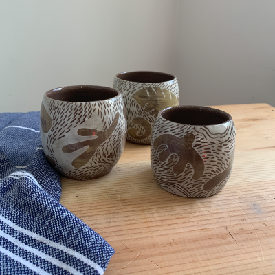 Tumblers with abstract pattern